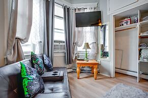 West New York Apartment ~ 7 Mi to Manhattan!