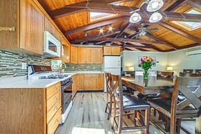 Breathtaking Newbury Cottage w/ Deck on Chalk Pond