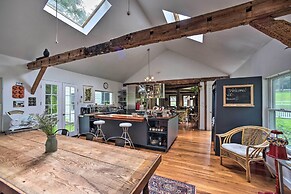 Renovated Catskills Farmhouse w/ Game Room!