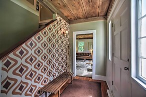 Renovated Catskills Farmhouse w/ Game Room!