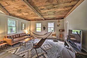 Renovated Catskills Farmhouse w/ Game Room!