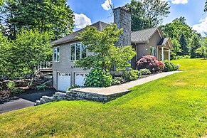 Walk to Lake: Middlefield Home w/ Fire Pit