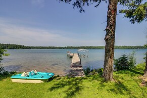 Cabin Getaway w/ Private Dock, Walk to Trail!