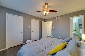 Updated Lubbock Vacation Rental With Yard!