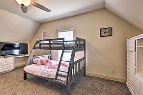Waterfront Family Home w/ Patio in Hitchcock