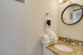 Vibrant Gulf Shores Getaway w/ Pool & Beach Access