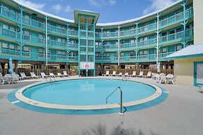 Vibrant Gulf Shores Getaway w/ Pool & Beach Access