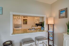 Vibrant Gulf Shores Getaway w/ Pool & Beach Access