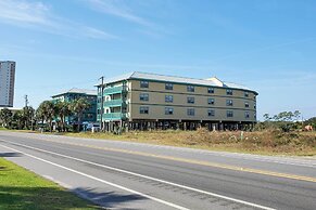 Vibrant Gulf Shores Getaway w/ Pool & Beach Access