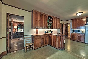 Amazing Historic Home w/ Stunning Mountain Views!