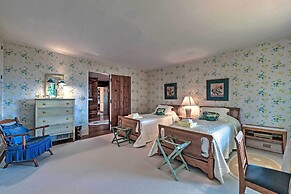 Amazing Historic Home w/ Stunning Mountain Views!