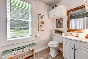 2 Mi to Ski Sapphire: Pet-friendly Cashiers Cabin