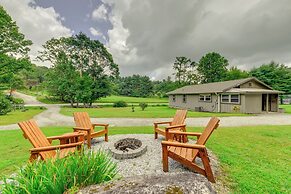 Pet-friendly Cashiers Cabin: Fire Pit, Near Lakes!