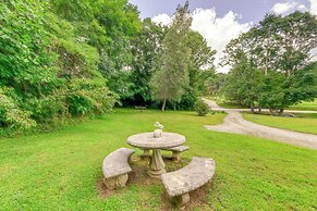 2 Mi to Ski Sapphire: Pet-friendly Cashiers Cabin