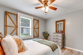 2 Mi to Ski Sapphire: Pet-friendly Cashiers Cabin