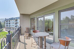 Expansive Edwards Condo on Main Street w/ Views!