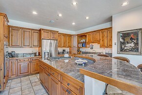 Expansive Edwards Condo on Main Street w/ Views!