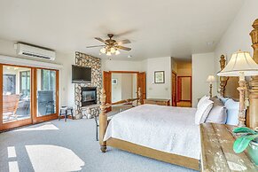 Expansive Edwards Condo on Main Street w/ Views!