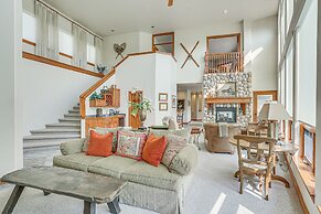 Expansive Edwards Condo on Main Street w/ Views!