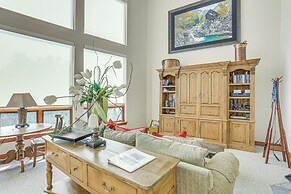 Expansive Edwards Condo on Main Street w/ Views!