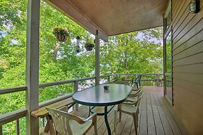 House on Lake of the Ozarks w/ Dock & Pool Table!