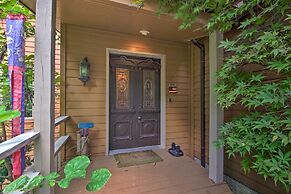 House on Lake of the Ozarks w/ Dock & Pool Table!