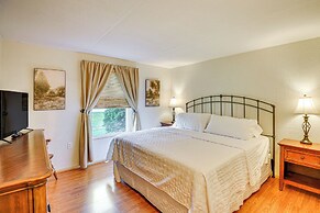 Riverside Retreat w/ Boat Dock in Sunny Astor!