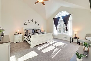 3 Mi to Kalahari: Pocono Summit Home w/ Pool Table