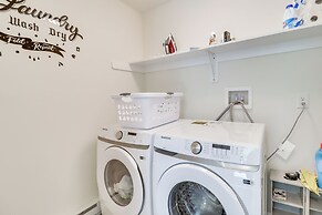 3 Mi to Kalahari: Pocono Summit Home w/ Pool Table