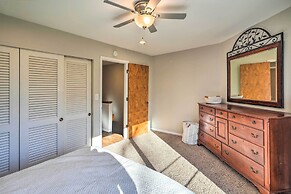 Lovely Iowa City Townhome ~ 3 Mi to Dtwn!