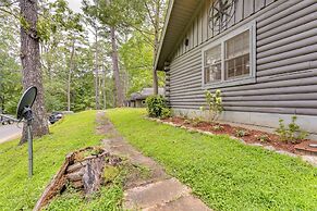 Murphy Cabin w/ Views < 1 Mi to Hiwassee Lake!