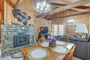 Murphy Cabin w/ Views < 1 Mi to Hiwassee Lake!