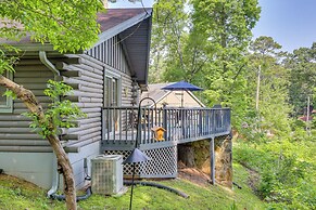 Murphy Cabin w/ Views < 1 Mi to Hiwassee Lake!