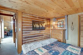 Murphy Cabin w/ Views < 1 Mi to Hiwassee Lake!