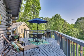 Murphy Cabin w/ Views < 1 Mi to Hiwassee Lake!