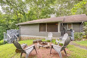 Murphy Cabin w/ Views < 1 Mi to Hiwassee Lake!