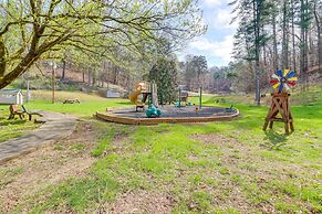 Murphy Cabin w/ Views < 1 Mi to Hiwassee Lake!