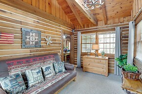 Murphy Cabin w/ Views < 1 Mi to Hiwassee Lake!