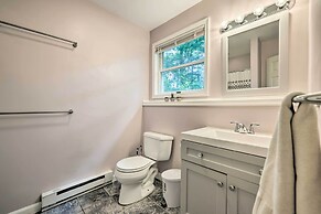 Hot Tub & Yard: Stroudsburg Home in Poconos