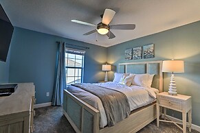 ~ 6 Mi to Disney: Kissimmee Retreat w/ Pool!