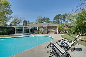Wilmington Rental ~ 4 Mi to Wrightsville Beach!