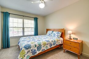 Wilmington Rental ~ 4 Mi to Wrightsville Beach!