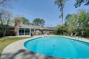 Wilmington Rental ~ 4 Mi to Wrightsville Beach!