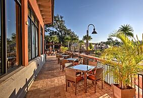 Cozy Resort Townhome w/ Gas Grill, 3 Mi to Disney!