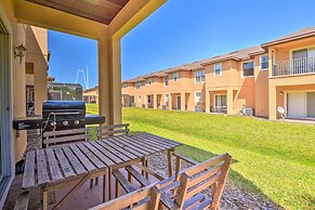 Cozy Resort Townhome w/ Gas Grill, 3 Mi to Disney!