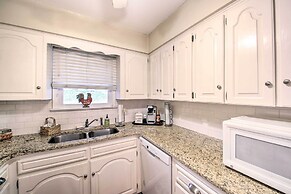 Townhome on Lake Desoto: Deck + Water Views!