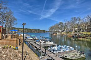 Townhome on Lake Desoto: Deck + Water Views!