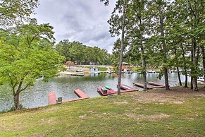 Townhome on Lake Desoto: Deck + Water Views!