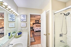 Townhome on Lake Desoto: Deck + Water Views!