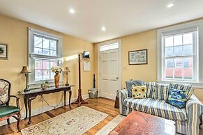 Townhome in Leesburg Historic District!